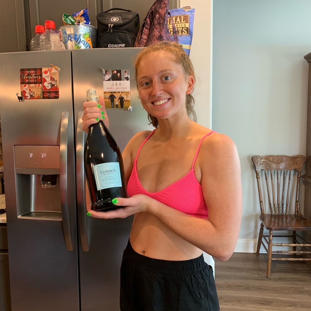 Meet your Posher, Katelyn